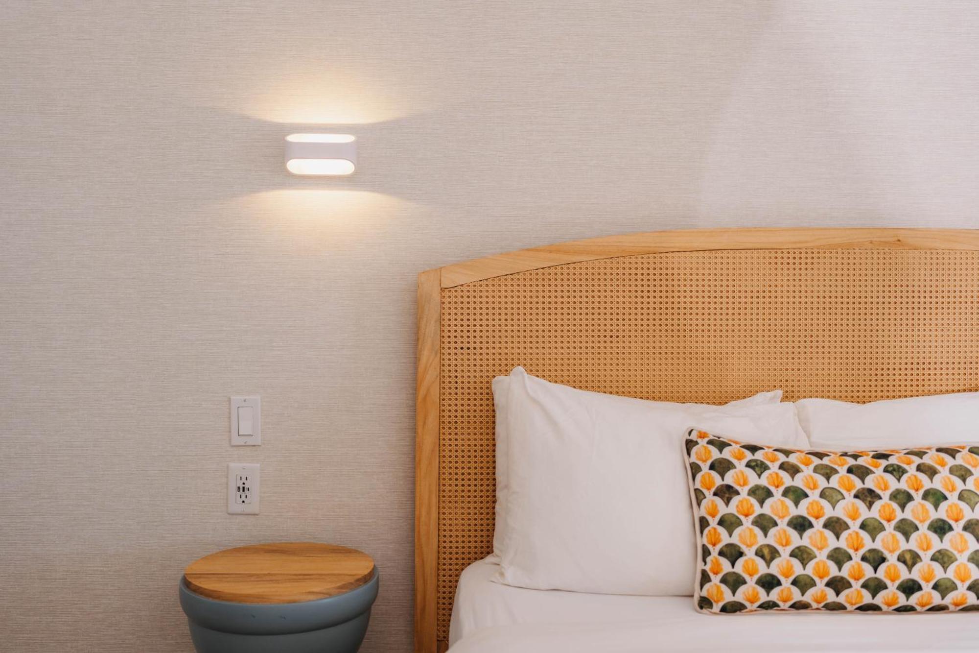 The Beach House Boutique Hotel West End Luaran gambar