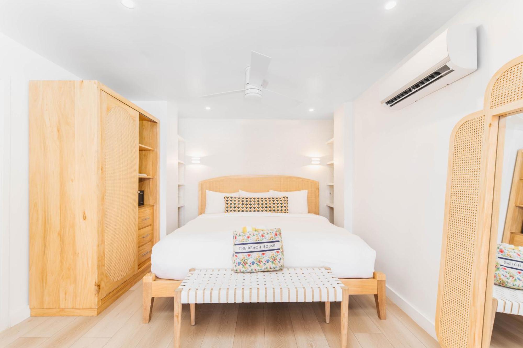 The Beach House Boutique Hotel West End Luaran gambar