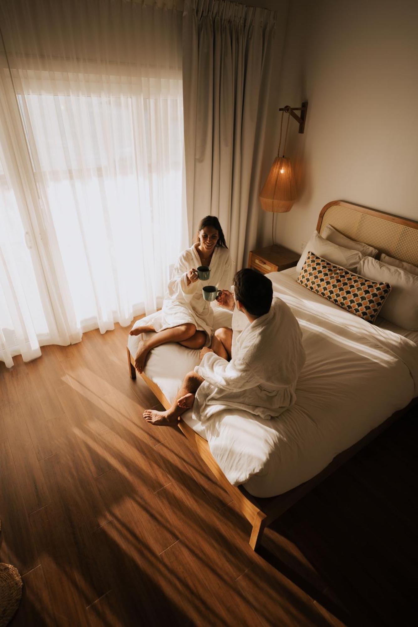 The Beach House Boutique Hotel West End Luaran gambar